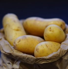 Skórka ziemniaka - więcej zalet niż sam ziemniak