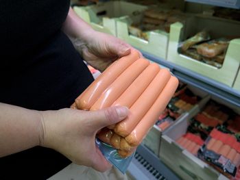 Konserwanty pod lupą naukowców. Mogą zwiększać ryzyko raka i cukrzycy