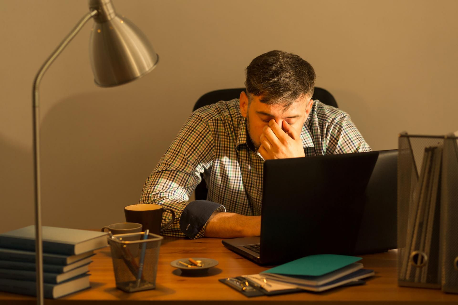 Do okulisty należy się udać, wtedy gdy bolą nas oczy, źle widzimy, musimy mrużyć oczy przy czytaniu czy patrzeniu na telewizor