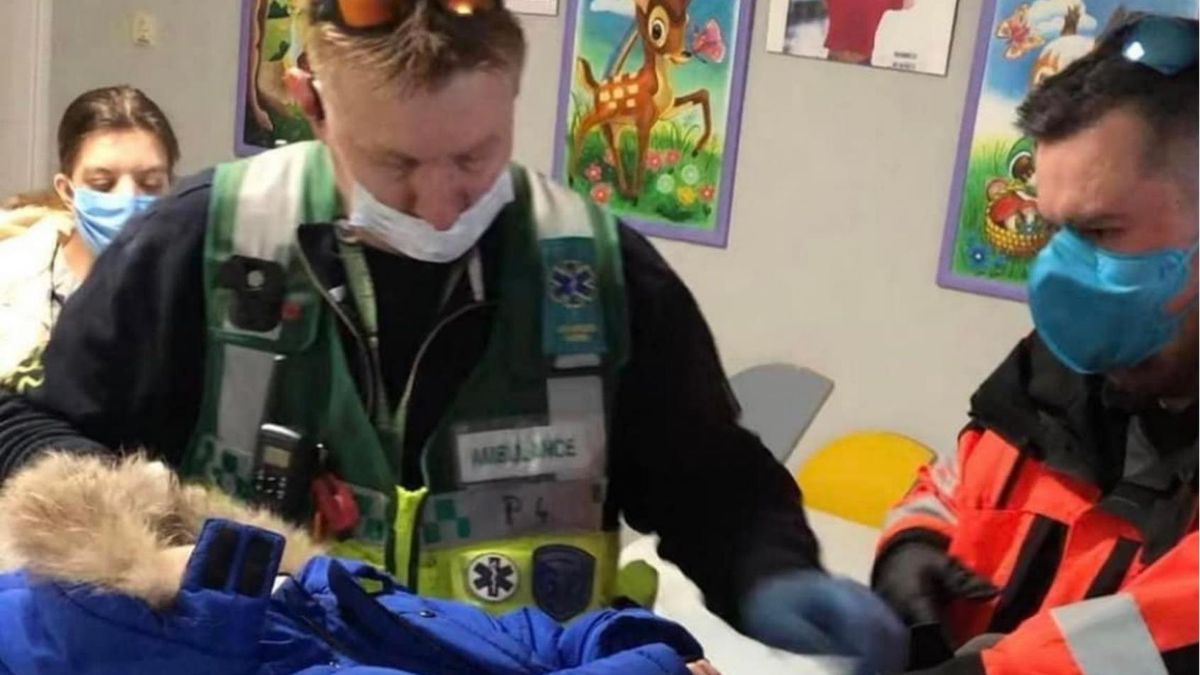 Z Ukrainy udało się już ewakuować blisko tysiąc dzieci z chorobami nowotworowymi. W pomoc włączyli się medycy z całego świata