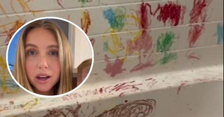 Młoda mama kupiła synkowi kredki do rysowania w wannie. Nie spodziewała się takich konsekwencji