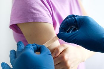 Resort zdrowia ujawnia dane. Tylko 13 proc. dzieci zaszczepiono przeciw HPV