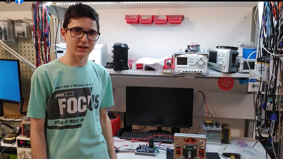 14-letni Kamil Wroński jest najmłodszym studentem w Polsce. Właśnie założył swoją firmę