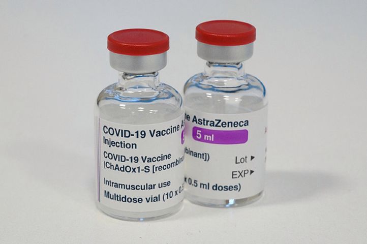 KE dopuściła szczepionkę AstraZeneca na rynek