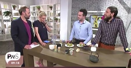 Jak zrobić zieloną herbatę Matcha? (WIDEO)