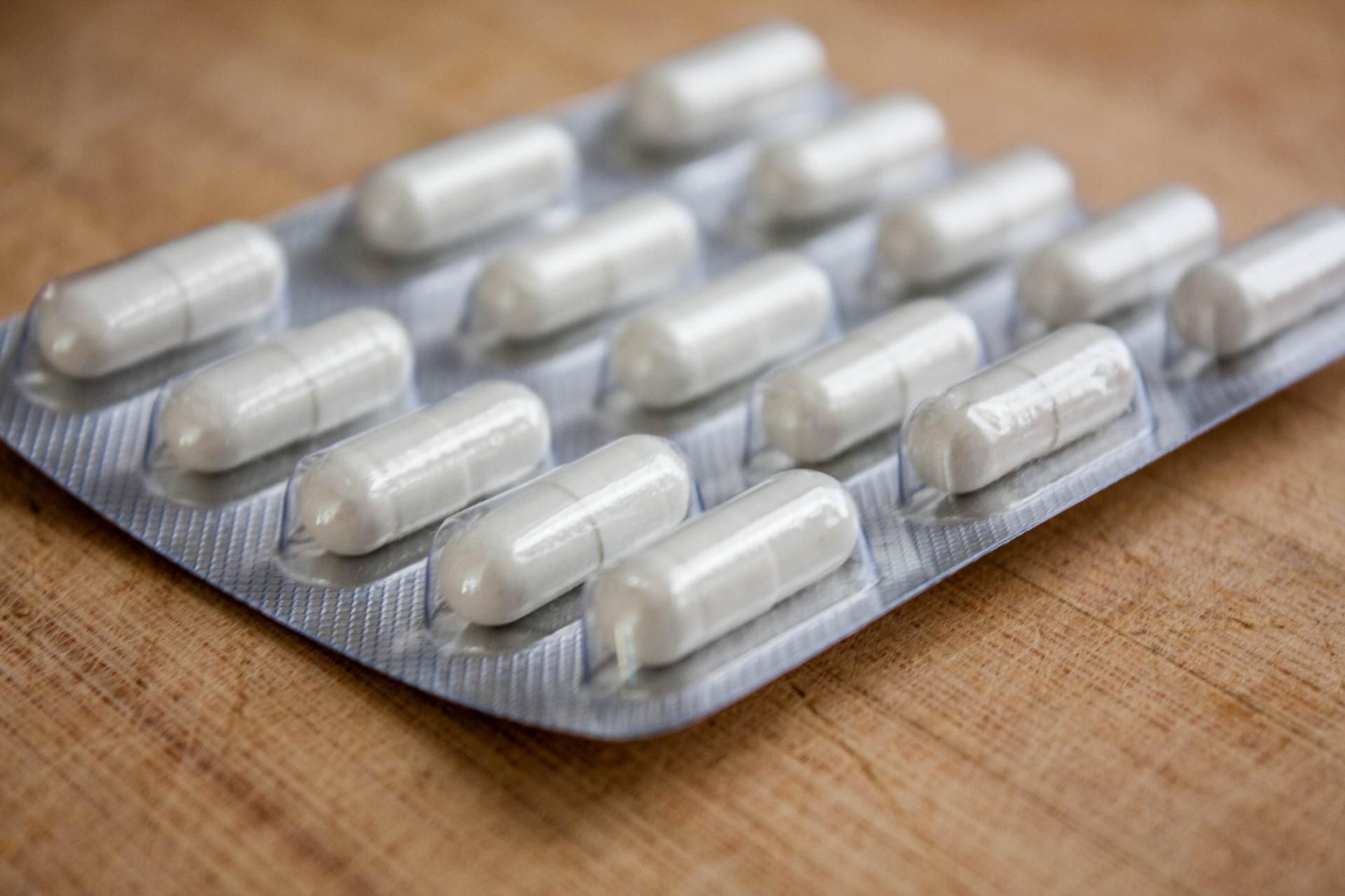 Wewnątrz blistra znajdowały się kapsułki o zmienionym kolorze