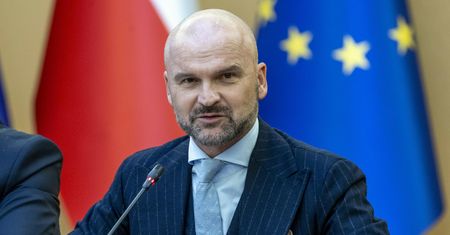 Rafał Brzoska ma pomysł na kolejki do specjalistów. Może pomóc mObywatel