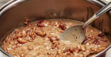 Silna tarcza ochronna. Zapobiega zakrzepicy, działa przeciwnowotworowo