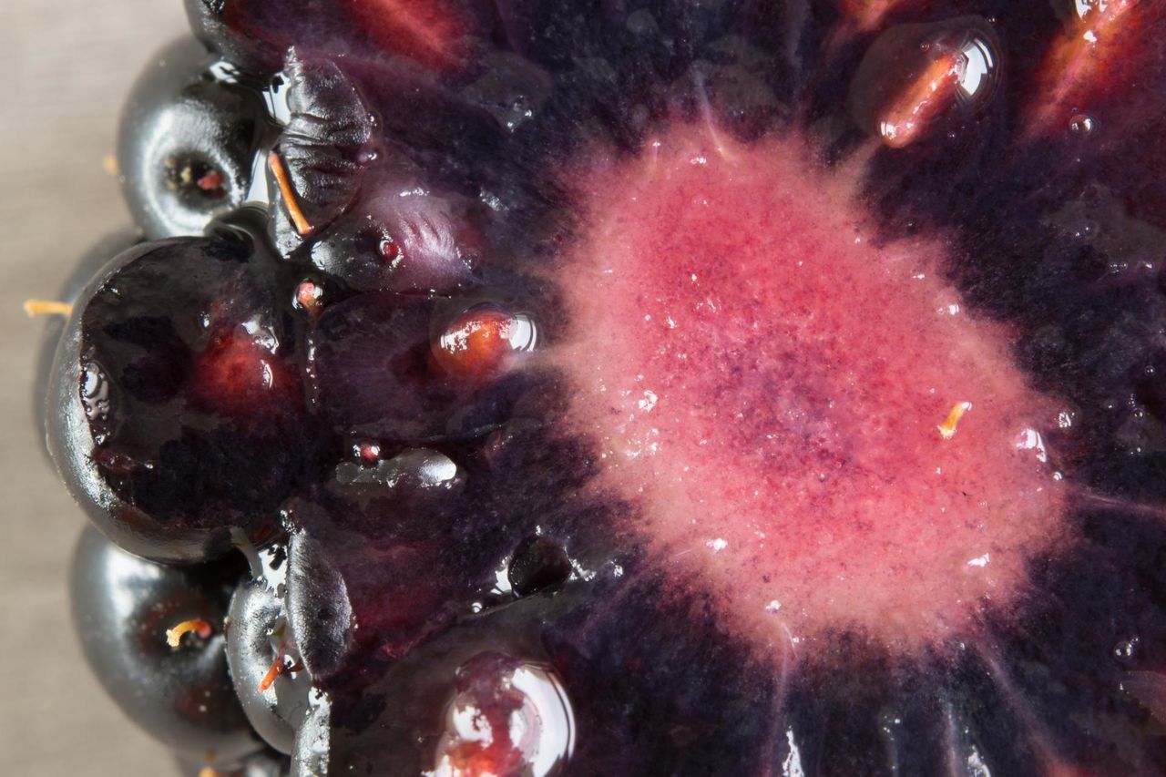 Niszczą wolne rodniki. Wystarczy jeść garść dziennie