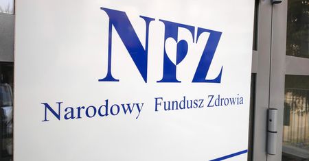 NFZ bez pieniędzy. Oszczędności mogą uderzyć w pracowników ochrony zdrowia