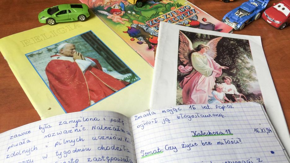 Niezapisani muszą siedzieć na religii. Kuriozalna decyzja w szkole