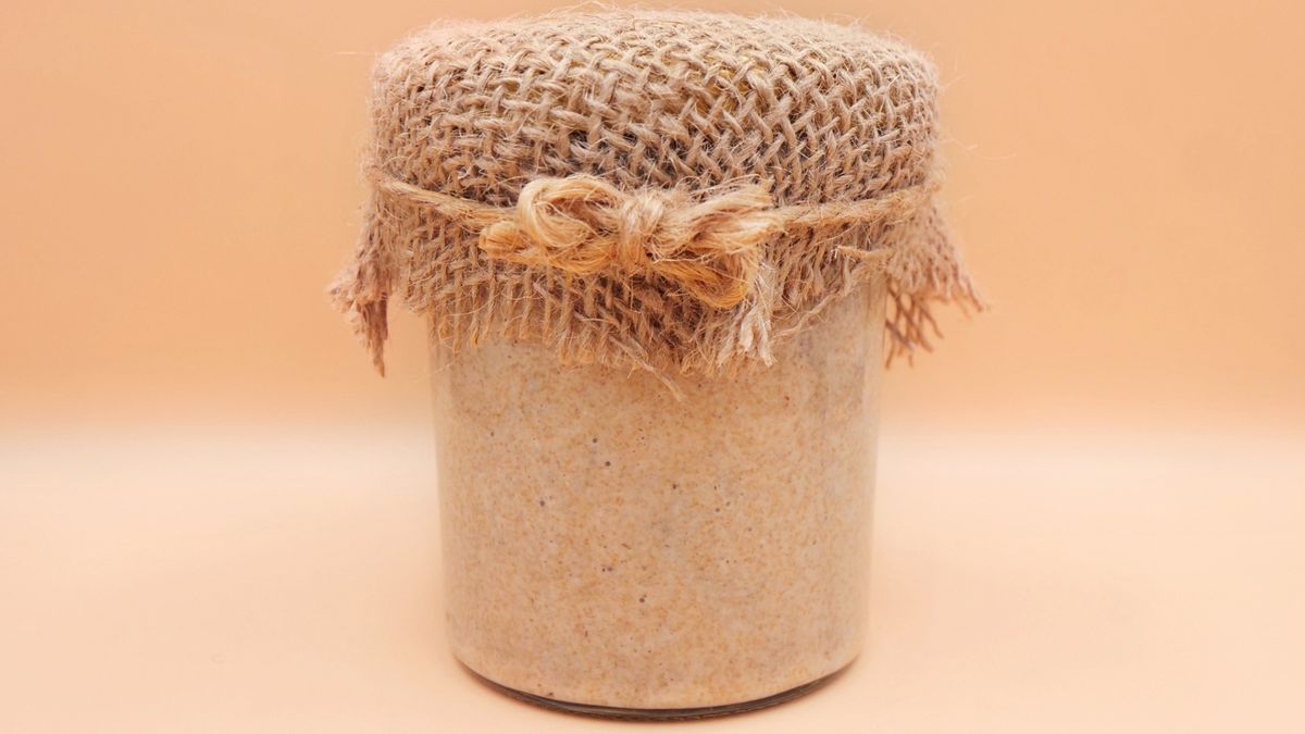 Zakwas chlebowy to naturalny sposób, by wydobyć z mąki więcej smaku i wartości.