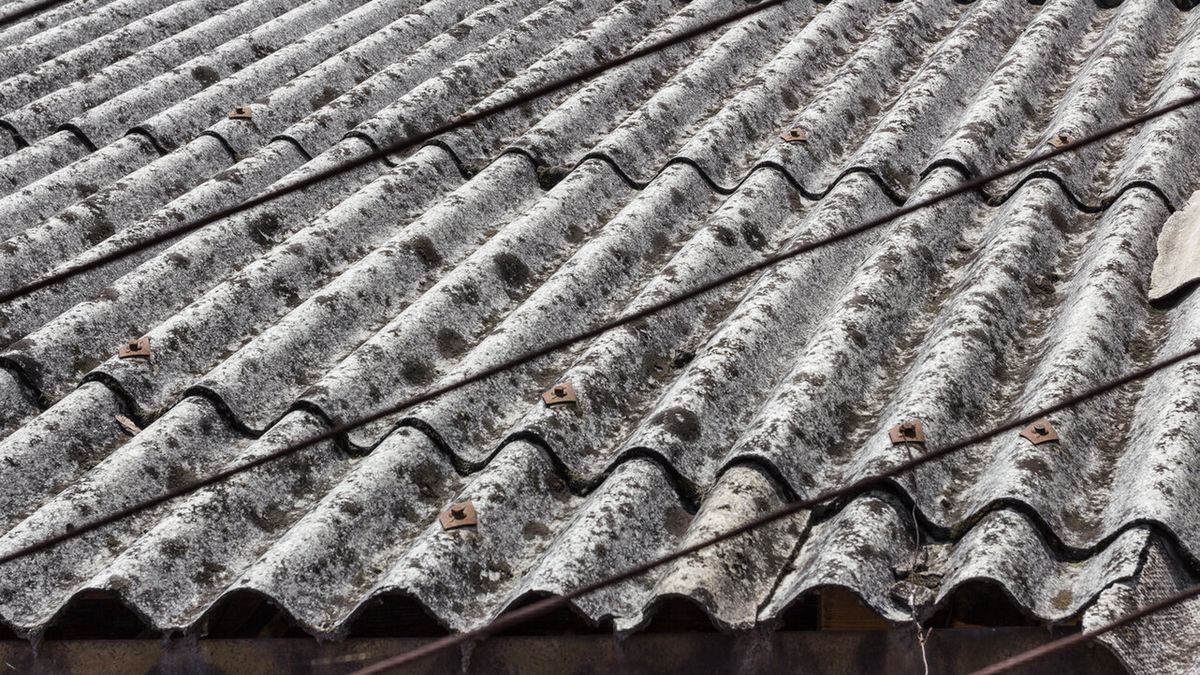 Dlaczego azbest jest szkodliwy?