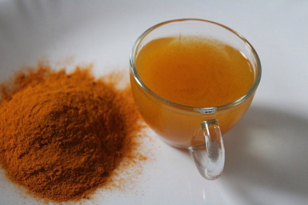 Mikstura z kurkumy. Koktajl zwalczający stany zapalne