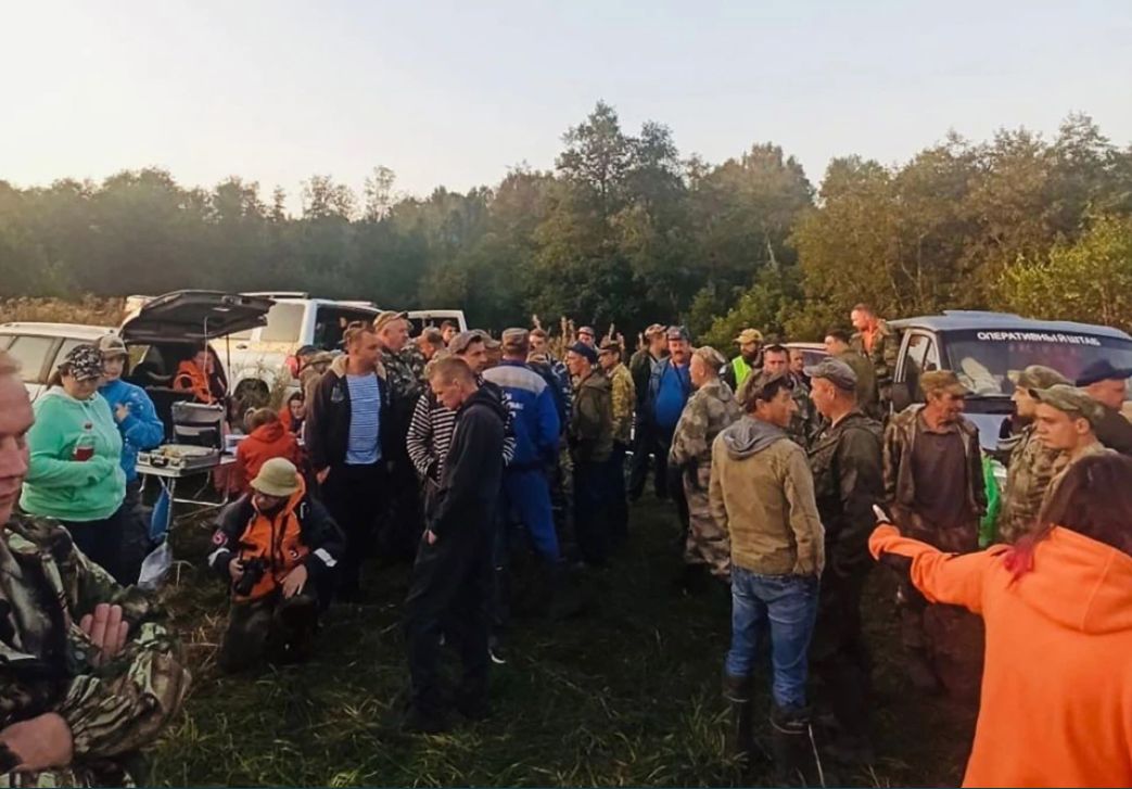 Dziewczynki szukało około 500 osób