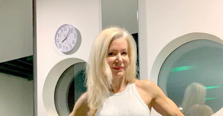 Fit babcia. 63-latka zachwyca formą i wyglądem