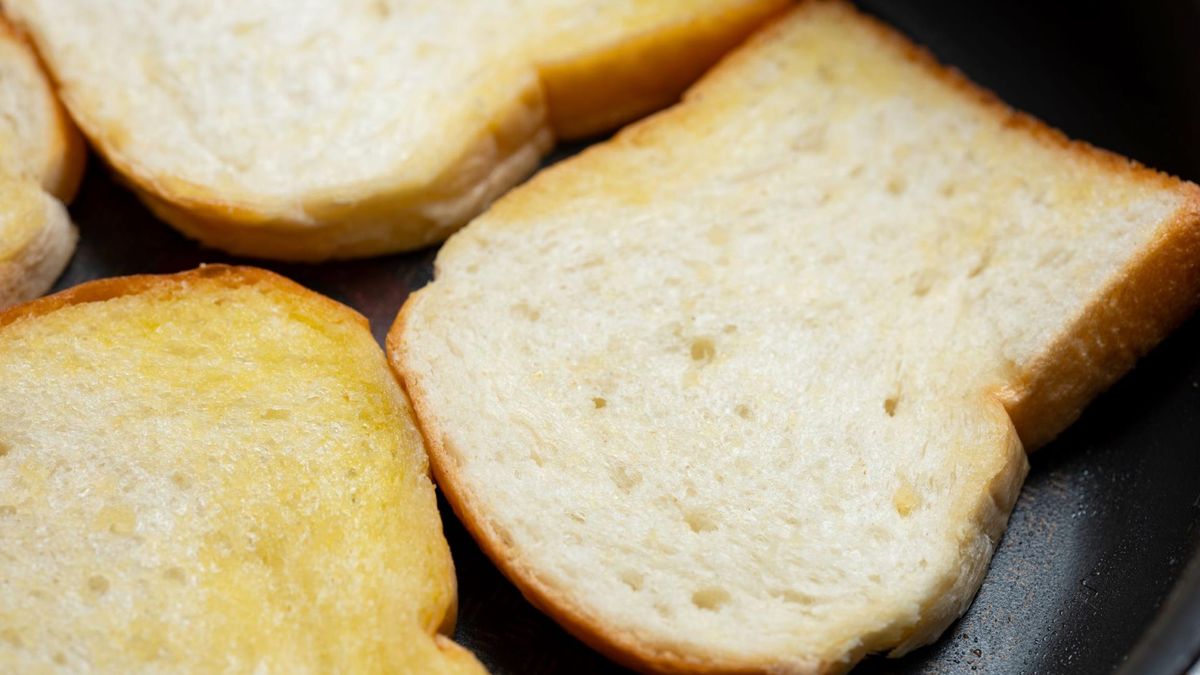 To popularne jedzenie może pogorszyć cerę bardziej niż fast food