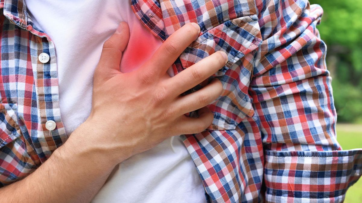 Ból w klatce piersiowej to jeden z najczęstszych objawów ataku serca