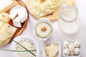 5 produktów nabiałowych, które mogą jeść osoby z nietolerancją laktozy