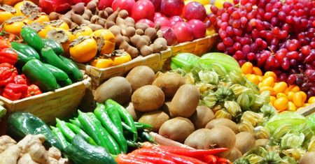 "Porcja" warzyw lub owoców - to znaczy ile? Ekspert podpowiada
