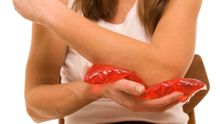 Stłuczenie to uszkodzenie struktury tkanki w wyniku urazu.