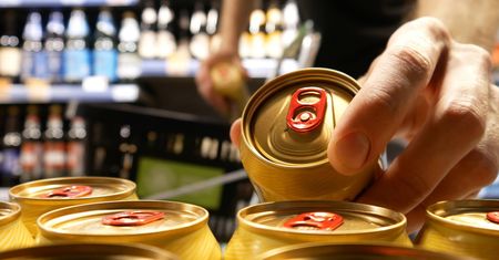 Ustawa ma zatrzymać alkoholizm w Polsce. Senat już zdecydował