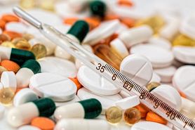 Interakcje leków – farmakologia, skutki ogólne, z alkoholem, z żywnością