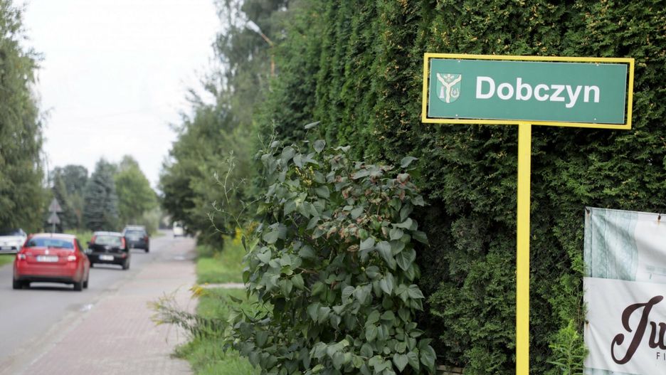 Tragedia w Dobczynie. Ciała dwóch 13-latek odnalezione w lesie