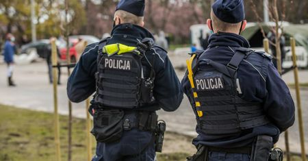 Właśnie wyszła z przychodni. Policjanci złapali ją na gorącym uczynku
