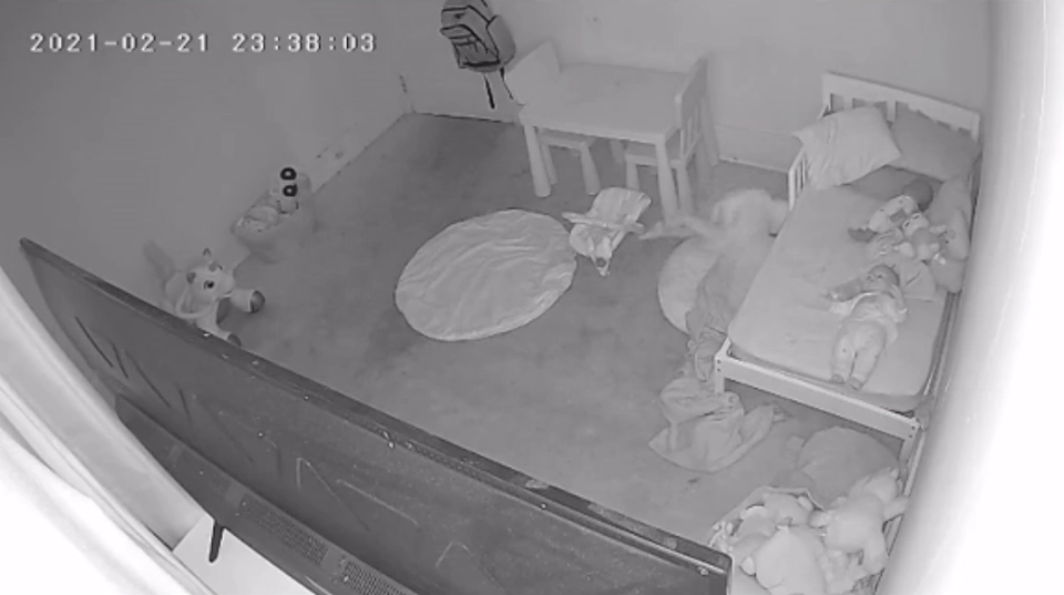 Przerażające nagranie z dziecięcego pokoju. Ojciec nagrał szokujący moment