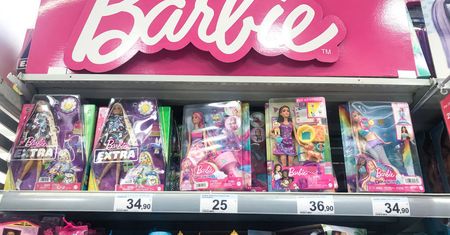 Fatalna pomyłka producenta Barbie. Firma Mattel wydała oświadczenie