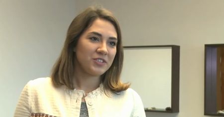 Jak schudnąć przed Sylwestrem? Głodówka to najgorszy pomysł (WIDEO)