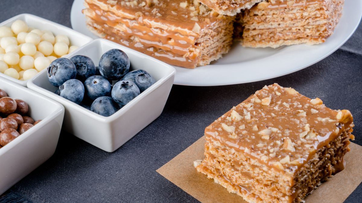 Andruty świetnie smakują ułożone warstwowo i przełożone kremem.