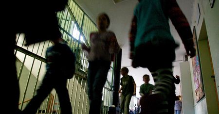 Goślinów. Siedmiolatek terroryzuje szkołę. Uczniowie boją się przychodzić na lekcje