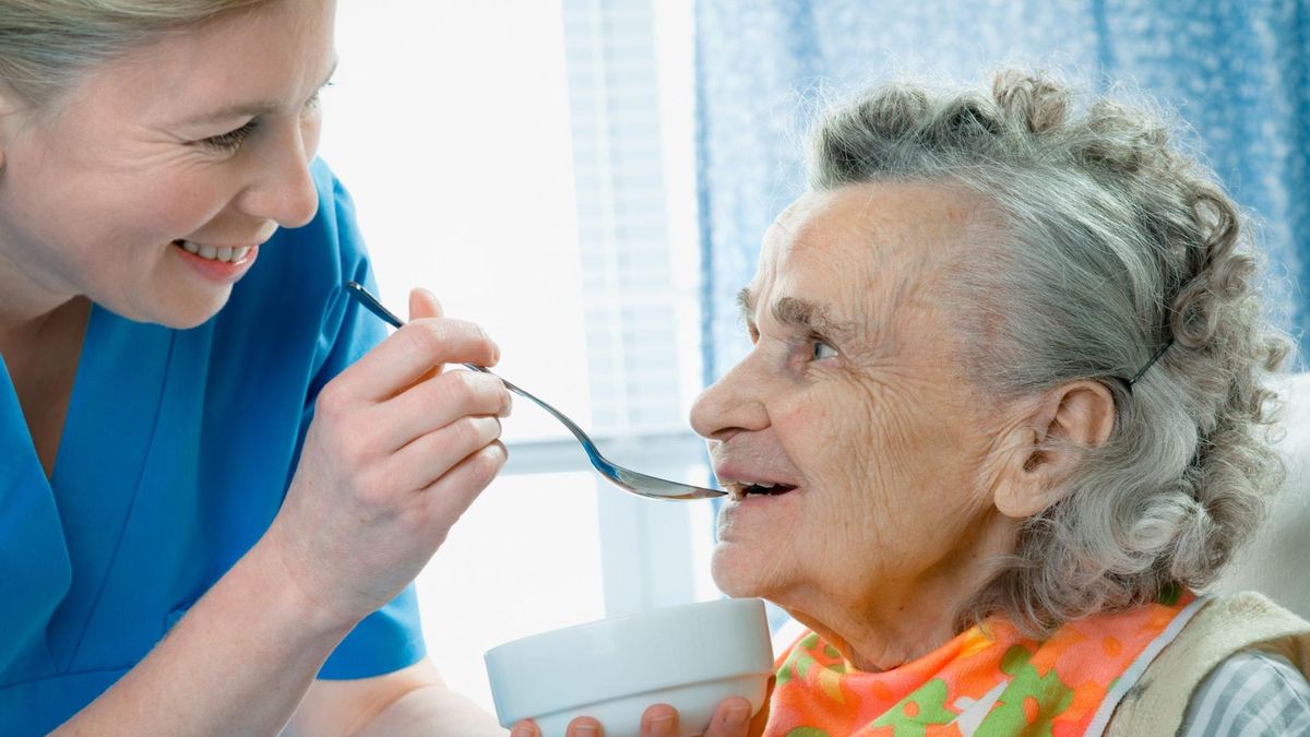 Choroba Alzheimera występuje najczęściej u osób po 65. roku życia
