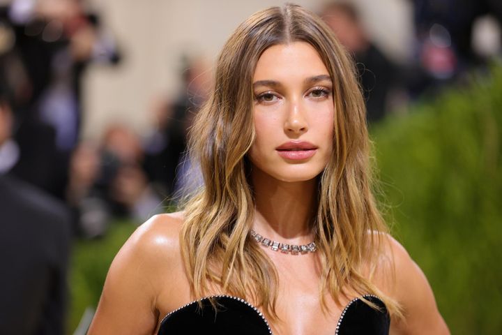 Hailey Bieber miała objawy podobne do udaru. Była hospitalizowana. "To był jeden z najbardziej przerażających momentów"