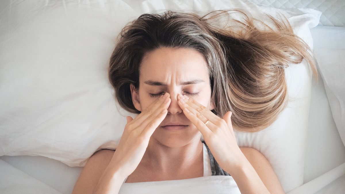 Acatar Acti-Tabs to lek stosowany w przypadku stanu zapalnego błony śluzowej nosa lub alergicznego nieżytu nosa.