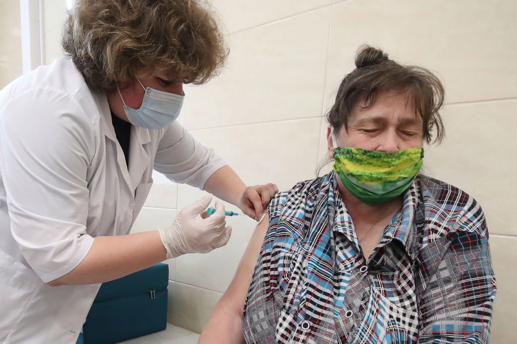 Jakie szczepionki są obecnie dostępne przeciw COVID-19?