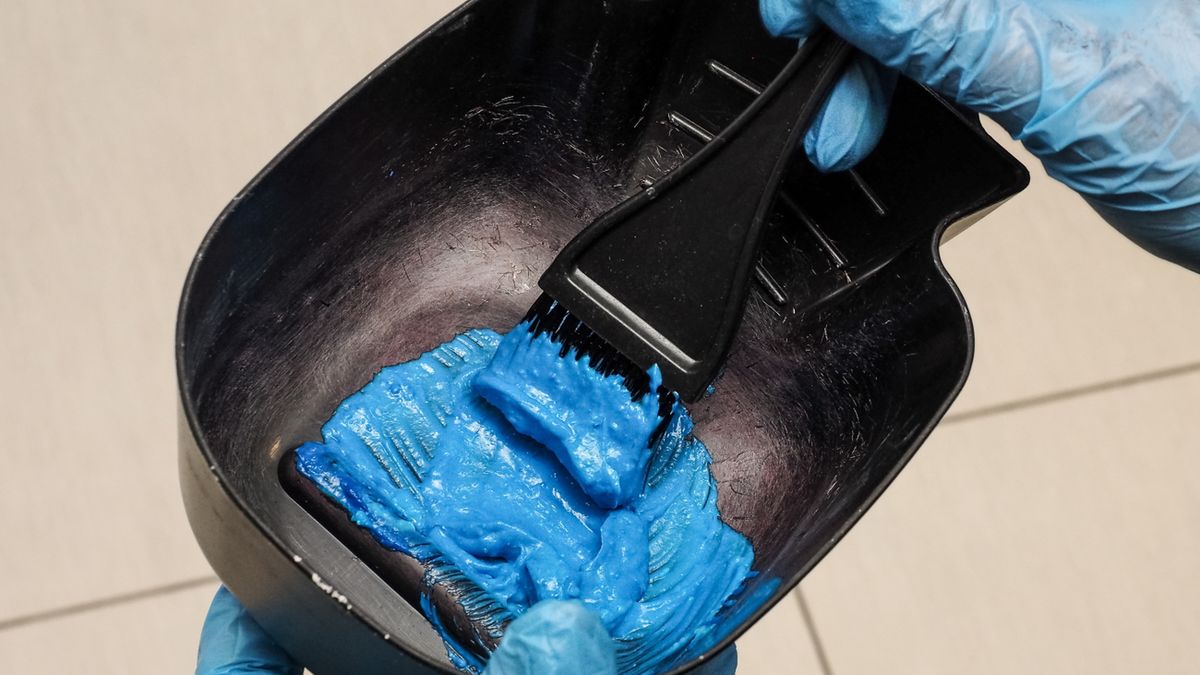 Rozjaśnianie włosów w warunkach domowych wymaga cierpliwości