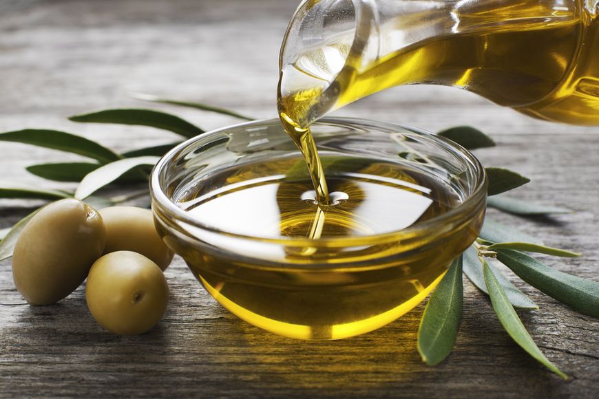 Oliwa z oliwek i czosnek