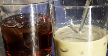 Te alkohole są najgorsze dla jelit. Doprowadzają do cukrzycy, miażdżycy i raka