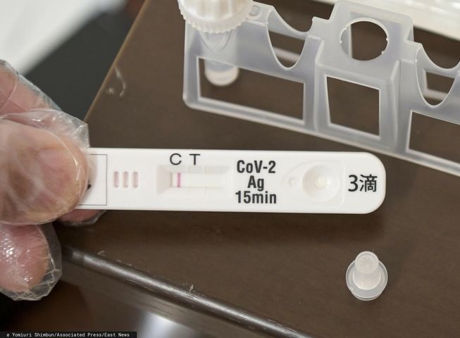 10 czynników, które mogą zafałszować wynik testu na koronawirusa