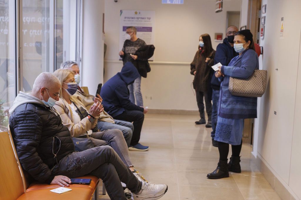 Zaburzenia smaku w przebiegu COVID znacznie częściej odczuwają kobiety