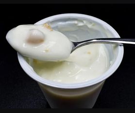 Polacy jedzą aż 40 kg rocznie. Prowadzi do cukrzycy, miażdżycy i raka