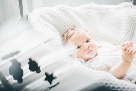 Zdrowy sen malucha - jak o niego zadbać już na etapie niemowlęcym?
