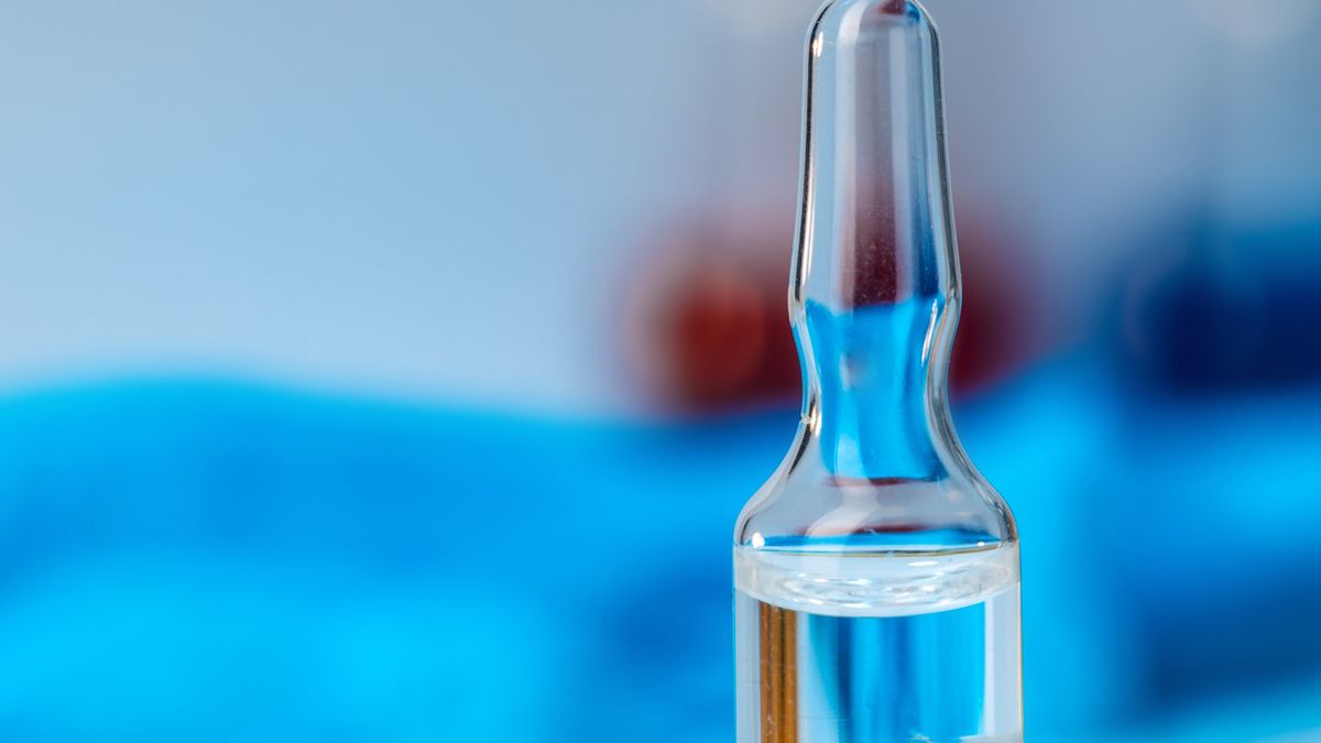 Diprophos występuje w postaci zawiesiny do wstrzykiwań