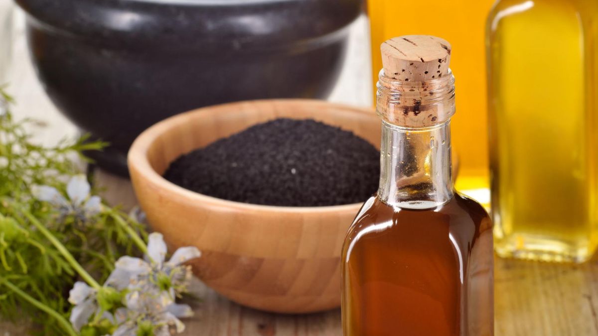 Olej z czarnuszki od wieków wykorzystywany jest w medycynie naturalnej 