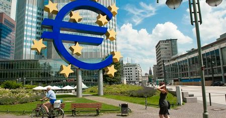EBC poszukuje pracowników w związku z nawałem pracy z powodu kryzysu