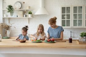 Dieta lekkostrawna dla dzieci [zasady i propozycje dań]