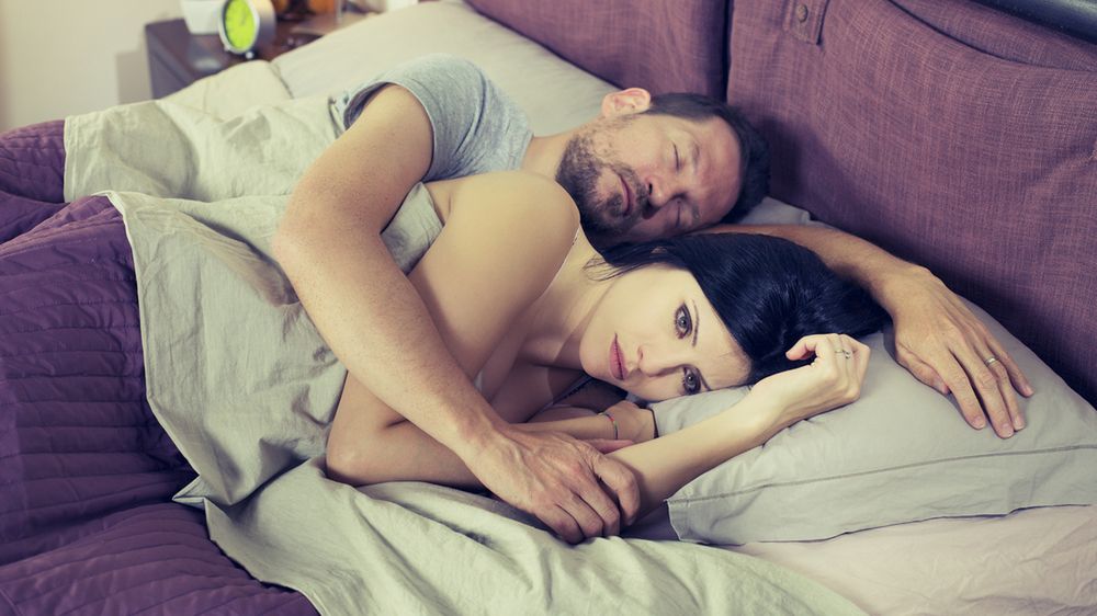 Dyrektorki, asystentki, a może nauczycielki – jakie kobiety zdradzają najczęściej?